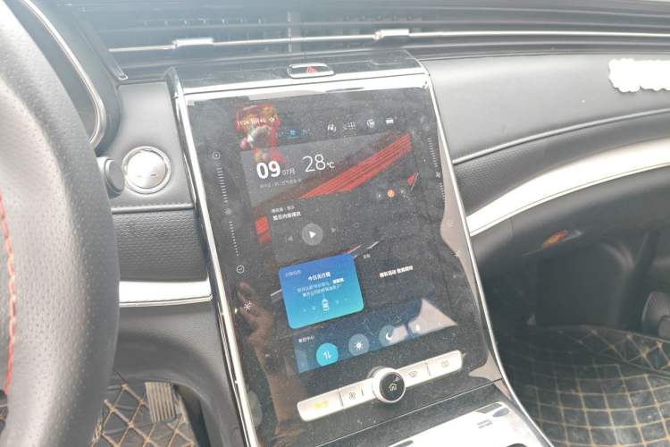 Used Roewe RX5 MAX 2019 300TGI Automatic Smart Cabin Luxury Edition Audio And AC Panel