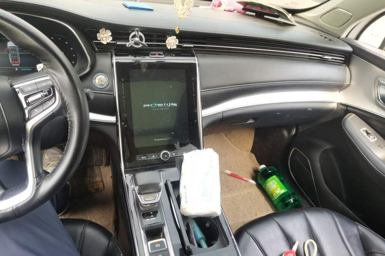 Used Roewe RX5 MAX 2019 300TGI Automatic 4G Connect Luxury Edition Audio And AC Panel