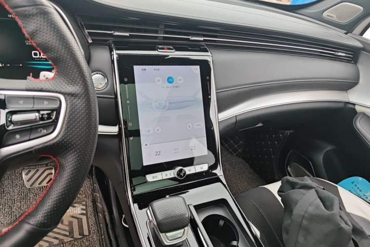 Used Roewe RX5 MAX 2019 400TGI Automatic All-Wheel Drive Smart Cabin Supreme Edition Audio And AC Panel