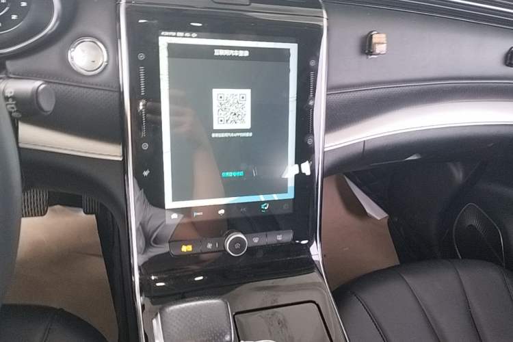 Used Roewe RX5 MAX 2019 300TGI Automatic 4G Connect Luxury Edition Audio And AC Panel