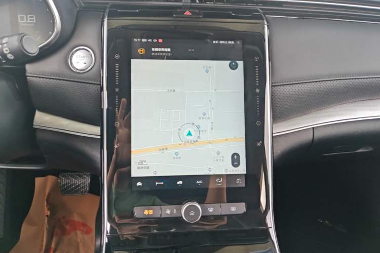 Used Roewe RX5 MAX 2019 300TGI Automatic 4G Connect Luxury Edition Audio And AC Panel