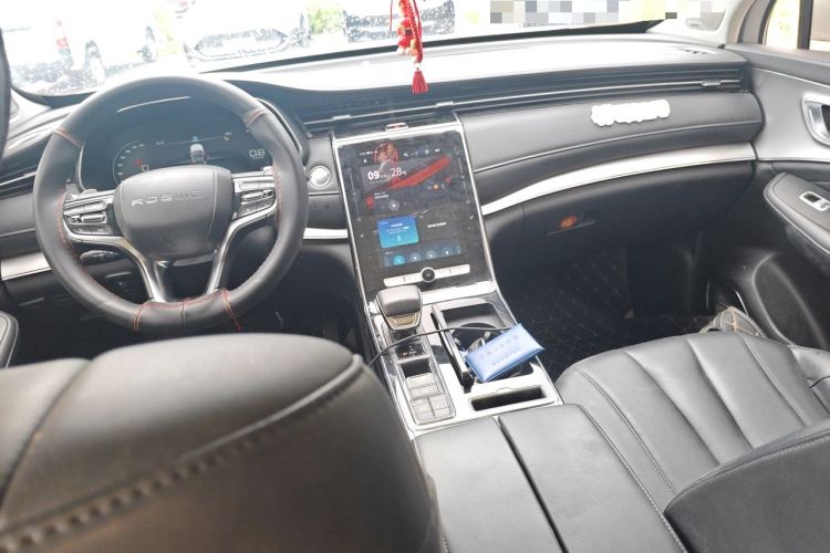Used Roewe RX5 MAX 2019 300TGI Automatic Smart Cabin Luxury Edition Center Console