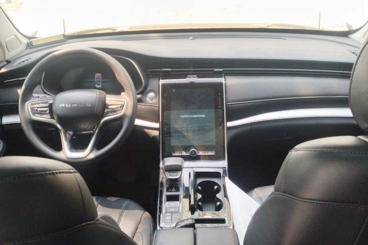 Used Roewe RX5 MAX 2019 300TGI Automatic 4G Connect Luxury Edition Center Console