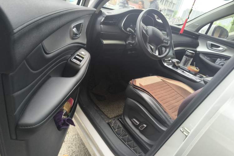 Used Roewe RX5 MAX 2019 300TGI Automatic 4G Connect Luxury Edition Driver Seat