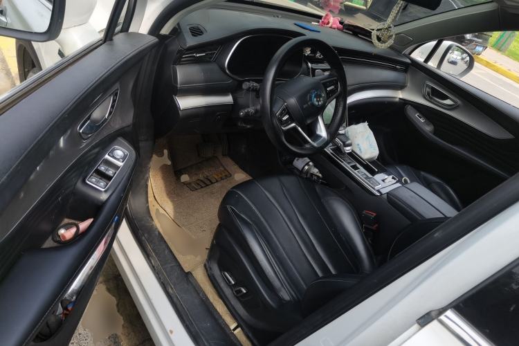 Used Roewe RX5 MAX 2019 300TGI Automatic 4G Connect Luxury Edition Driver Seat