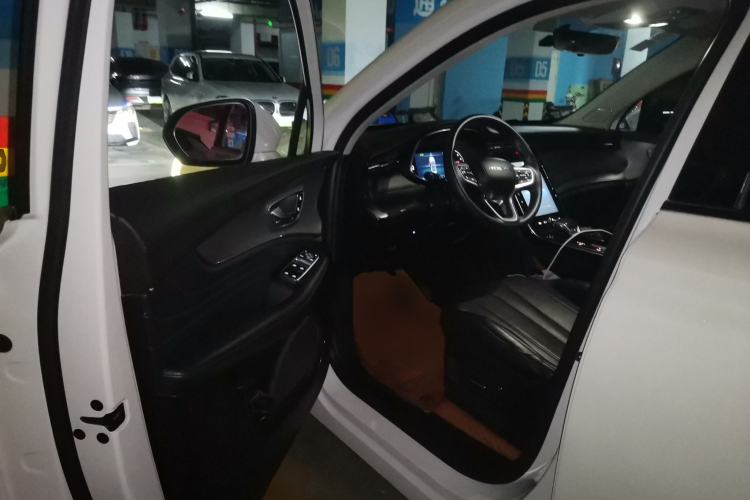 Used Roewe RX5 MAX 2019 300TGI Automatic 4G Connect Luxury Edition Driver Seat