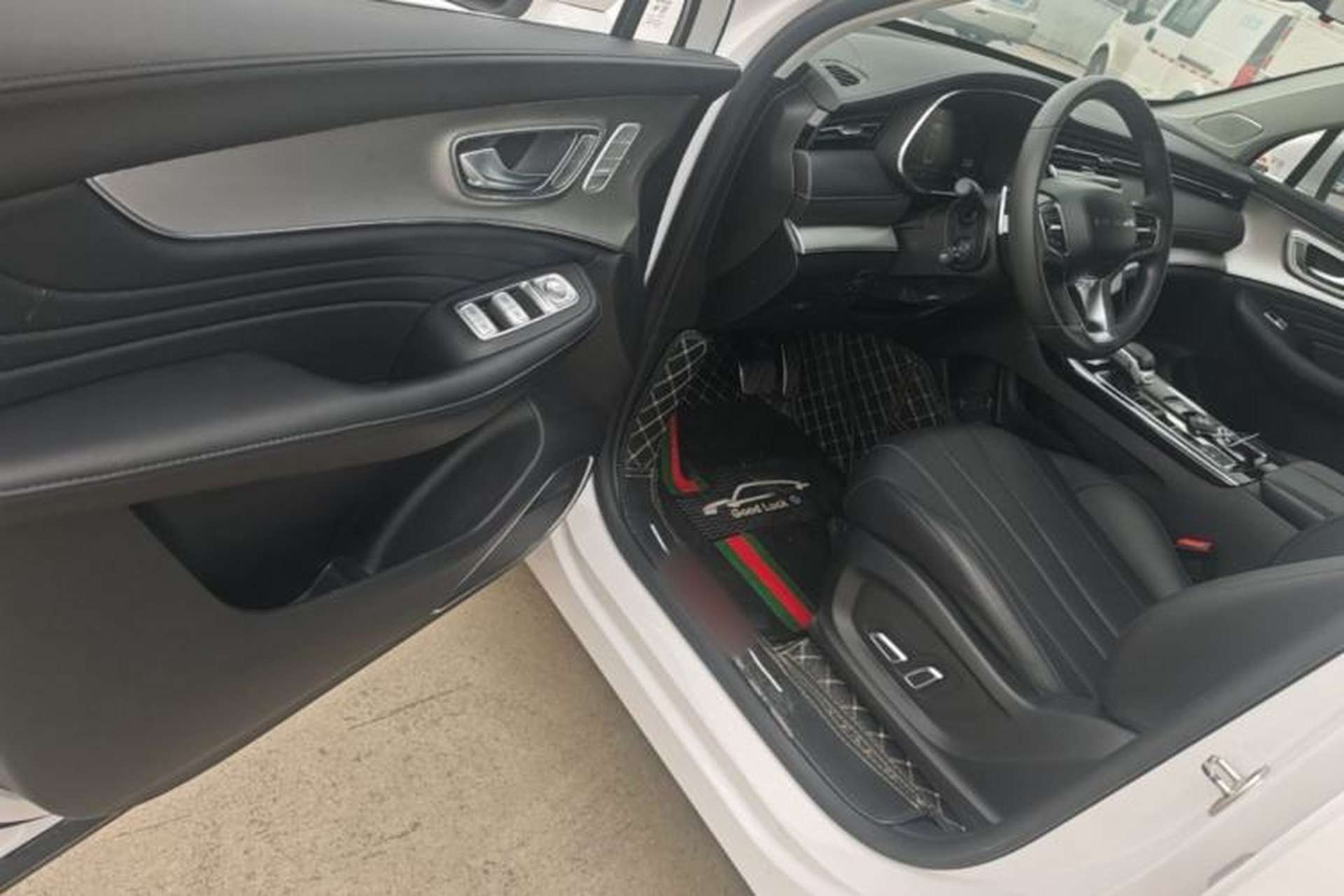 Used Roewe RX5 MAX 2019 300TGI Automatic Smart Cabin Flagship Edition Driver Seat