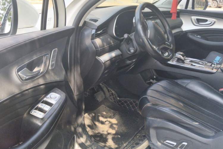 Used Roewe RX5 MAX 2019 300TGI Automatic 4G Connect Luxury Edition Driver Seat
