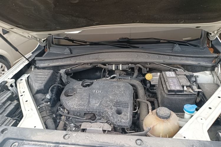 Used Roewe RX5 MAX 2019 300TGI Automatic 4G Connect Luxury Edition Engine Bay