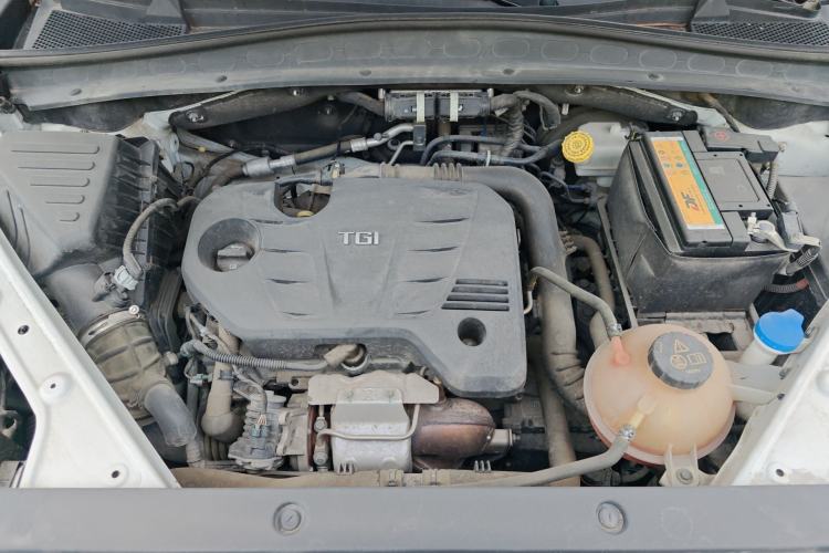 Used Roewe RX5 MAX 2019 300TGI Automatic 4G Connect Luxury Edition Engine Bay