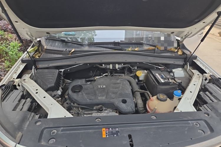 Used Roewe RX5 MAX 2019 300TGI Automatic 4G Connect Luxury Edition Engine Bay