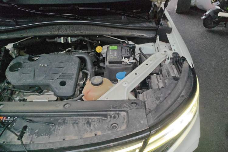 Used Roewe RX5 MAX 2019 300TGI Automatic 4G Connect Luxury Edition Engine Bay Left