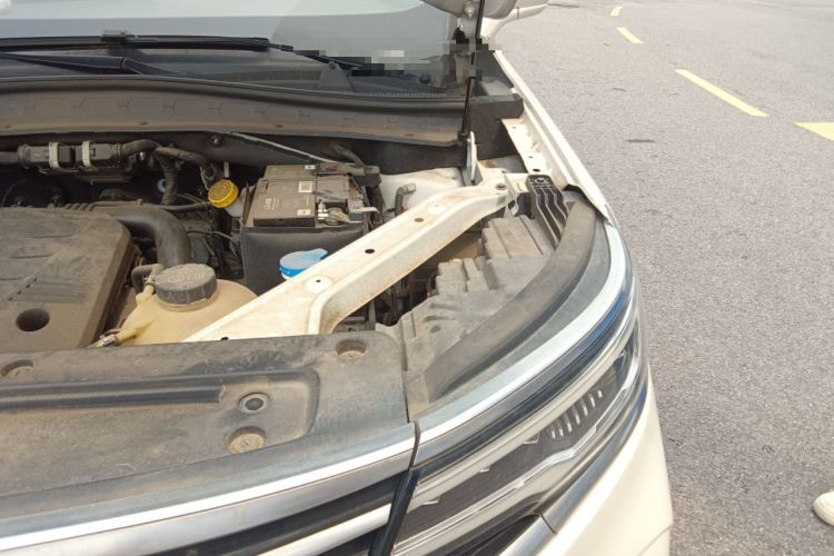 Used Roewe RX5 MAX 2019 300TGI Automatic 4G Connect Luxury Edition Engine Bay Left
