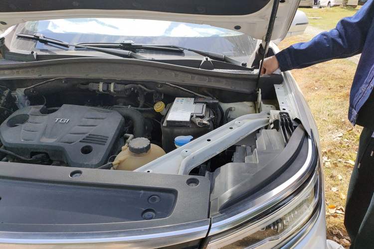 Used Roewe RX5 MAX 2019 300TGI Automatic Intelligent Driving Health Cabin Edition Engine Bay Left