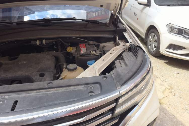 Used Roewe RX5 MAX 2019 300TGI Automatic 4G Connect Luxury Edition Engine Bay Left