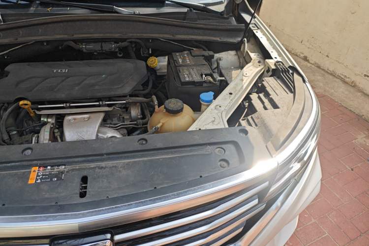 Used Roewe RX5 MAX 2019 400TGI Automatic Smart Cabin Luxury Edition Engine Bay Left