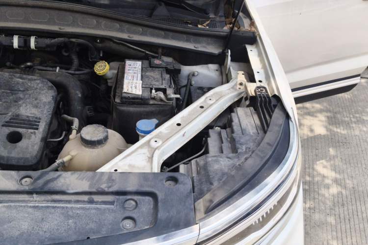 Used Roewe RX5 MAX 2019 300TGI Automatic 4G Connect Luxury Edition Engine Bay Left