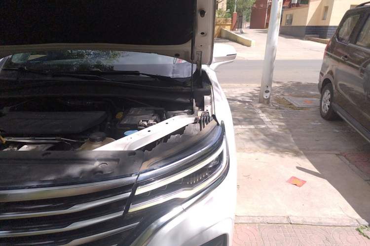 Used Roewe RX5 MAX 2019 400TGI Automatic 4G Connect Luxury Edition Engine Bay Left