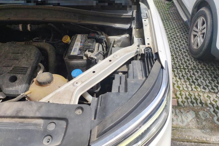 Used Roewe RX5 MAX 2019 300TGI Automatic 4G Connect Luxury Edition Engine Bay Left