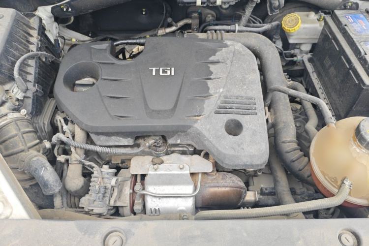 Used Roewe RX5 MAX 2019 300TGI Automatic Smart Cabin Luxury Edition Engine Bay