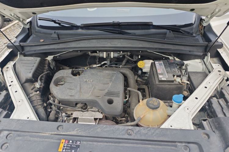 Used Roewe RX5 MAX 2019 300TGI Automatic 4G Connect Luxury Edition Engine Bay