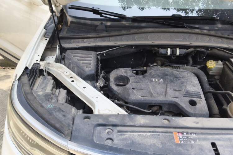 Used Roewe RX5 MAX 2019 300TGI Automatic 4G Connect Luxury Edition Engine Bay Right