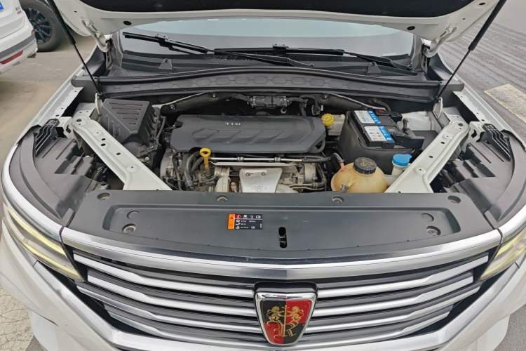 Used Roewe RX5 MAX 2019 400TGI Automatic All-Wheel Drive Smart Cabin Supreme Edition Engine Bay