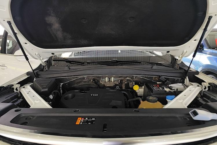Used Roewe RX5 MAX 2019 300TGI Automatic Smart Cabin Luxury Edition Engine Bay