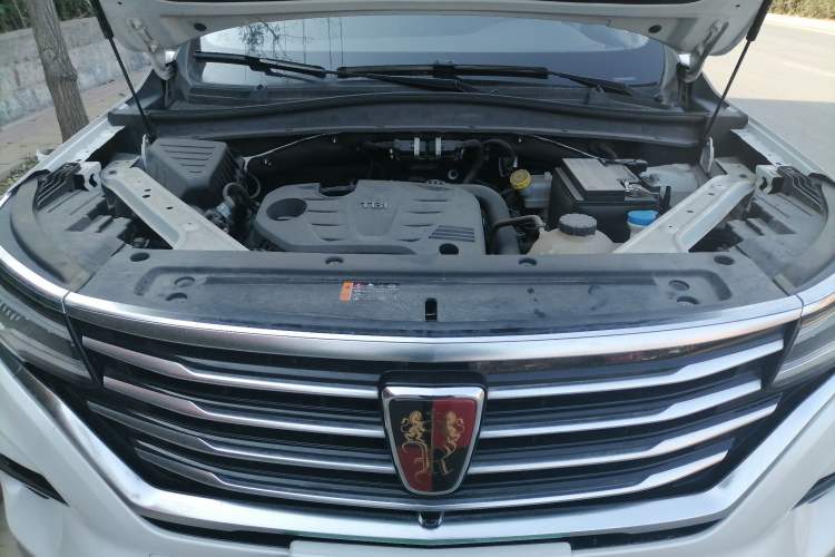 Used Roewe RX5 MAX 2019 300TGI Automatic 4G Connect Luxury Edition Engine Bay
