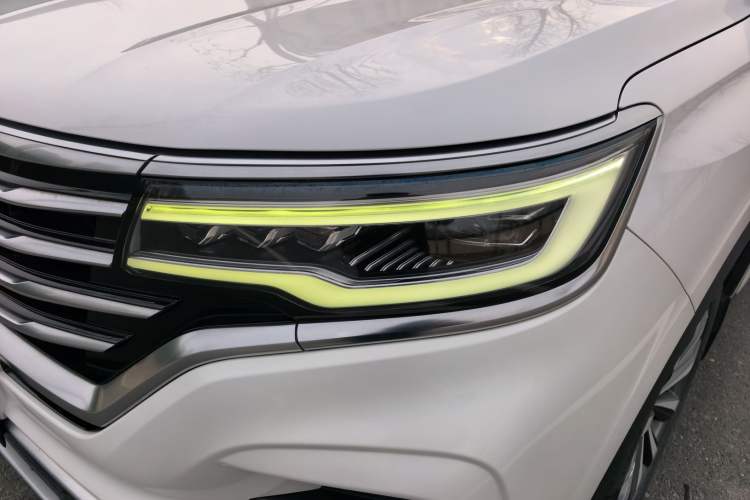 Used Roewe RX5 MAX 2019 300TGI Automatic 4G Connect Luxury Edition Exterior 6