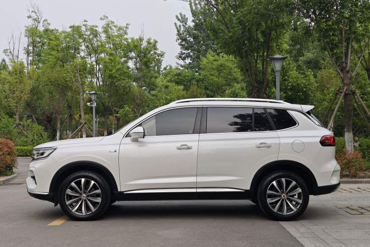 Used Roewe RX5 MAX 2019 300TGI Manual 4G Connect Luxury Edition Exterior 7
