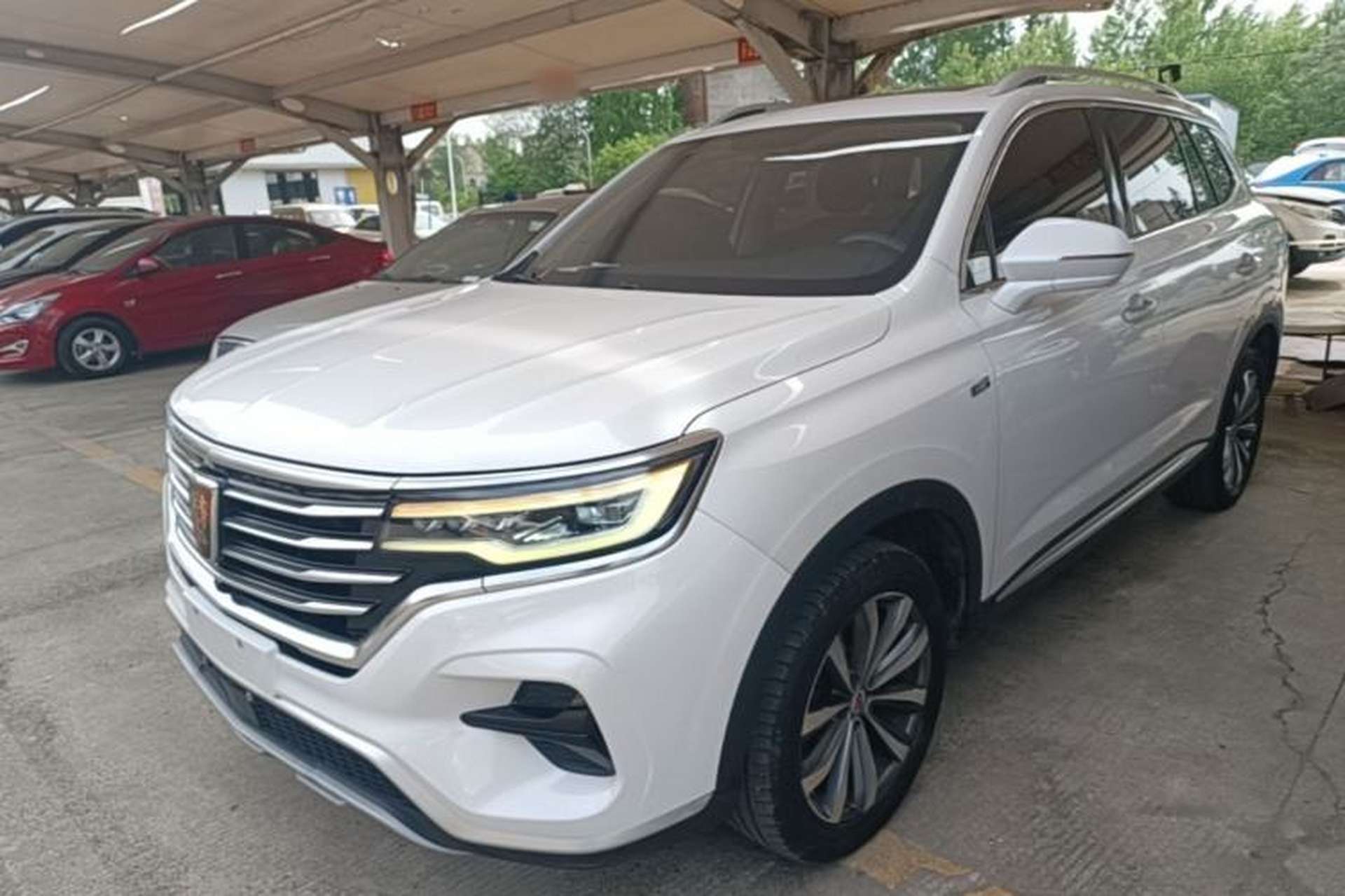 Used Roewe RX5 MAX 2019 300TGI Automatic 4G Connect Luxury Edition Front Left 45 Deg