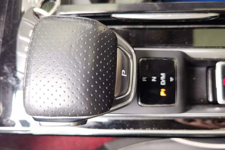 Used Roewe RX5 MAX 2019 300TGI Automatic Smart Cabin Flagship Edition Gear Lever