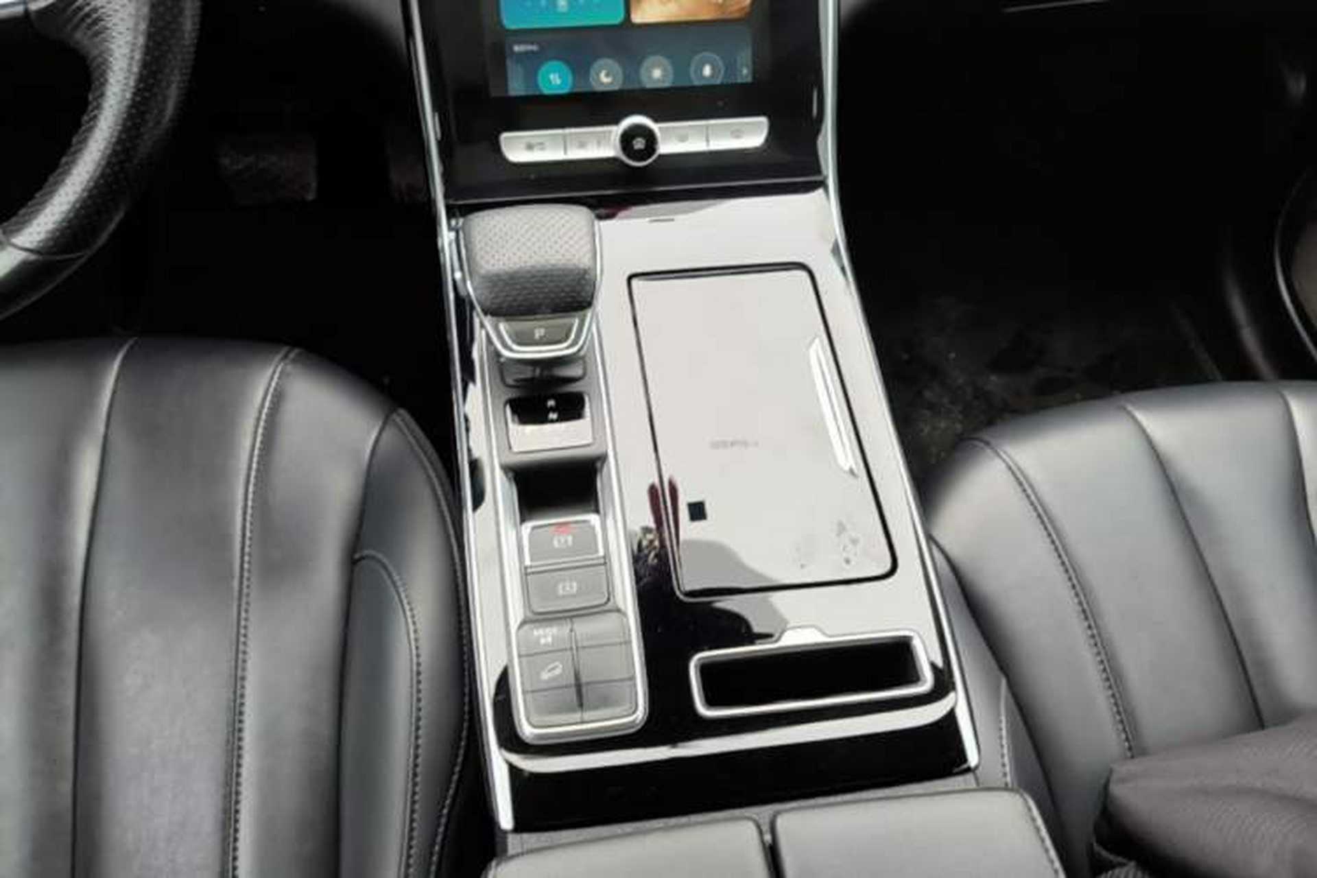 Used Roewe RX5 MAX 2019 300TGI Automatic Smart Cabin Luxury Edition Gear Lever