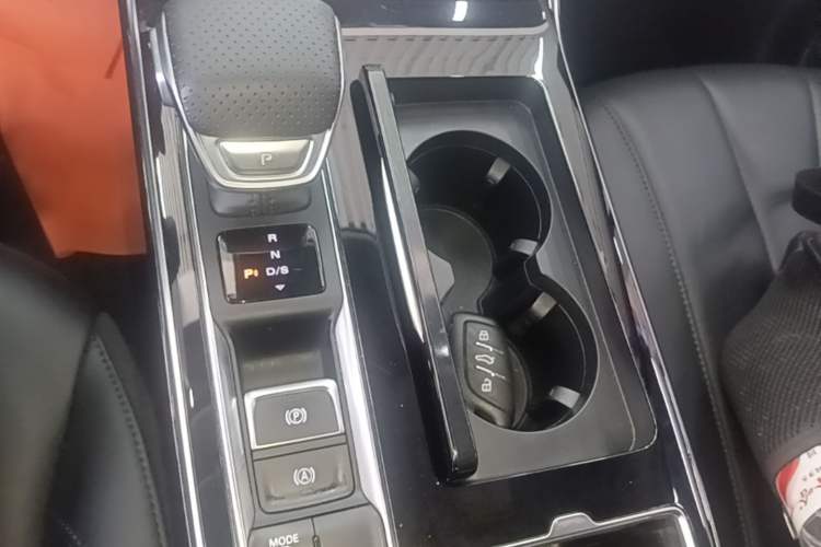 Used Roewe RX5 MAX 2019 400TGI Automatic Smart Cabin Flagship Edition Gear Lever