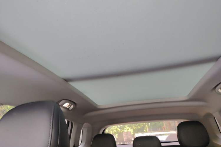 Used Roewe RX5 MAX 2019 300TGI Automatic 4G Connect Luxury Edition Headliner
