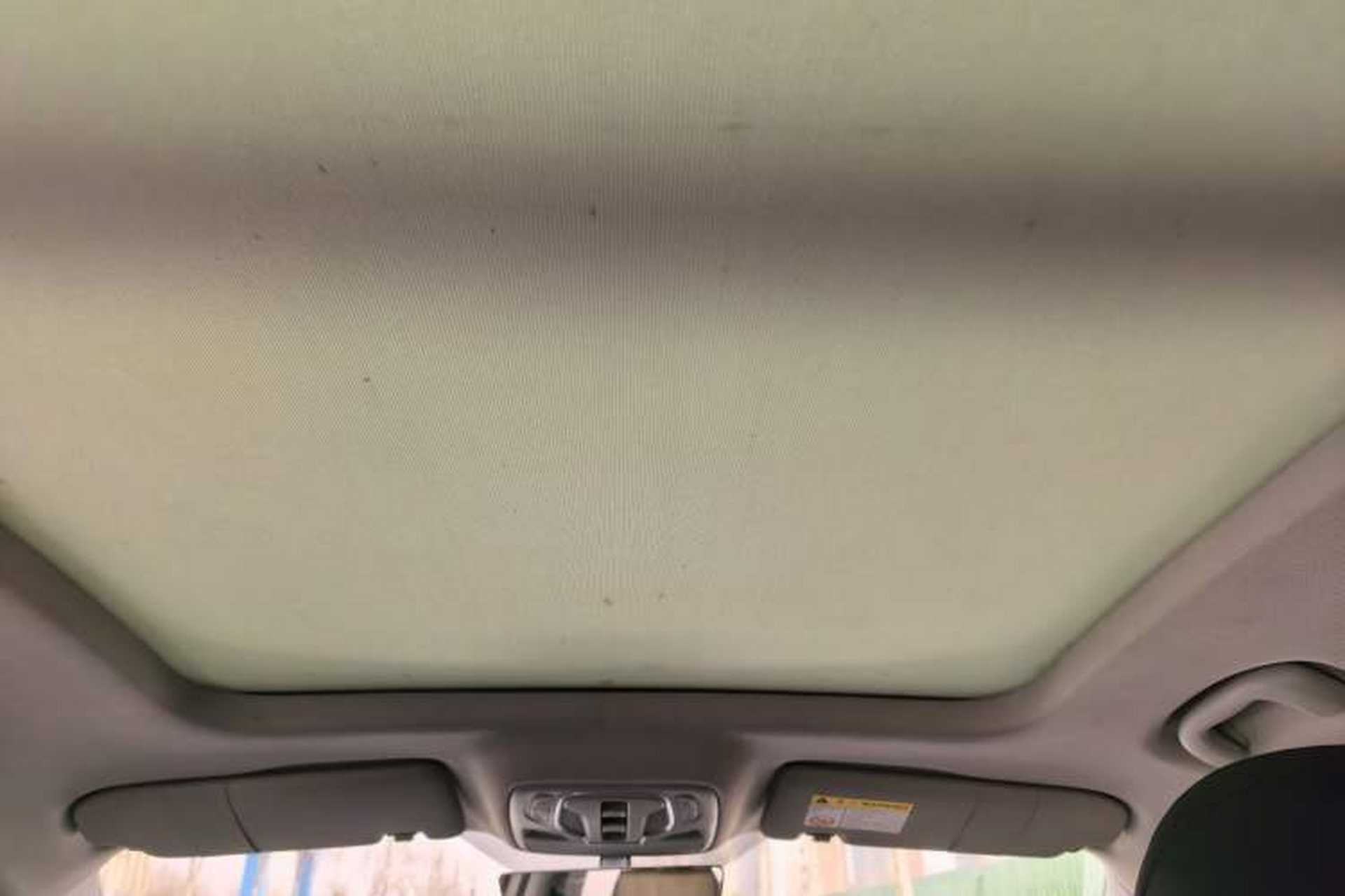 Used Roewe RX5 MAX 2019 300TGI Automatic 4G Connect Luxury Edition Headliner
