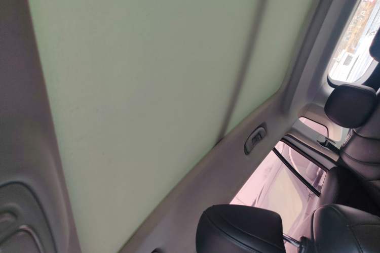 Used Roewe RX5 MAX 2019 300TGI Automatic 4G Connect Luxury Edition Headliner