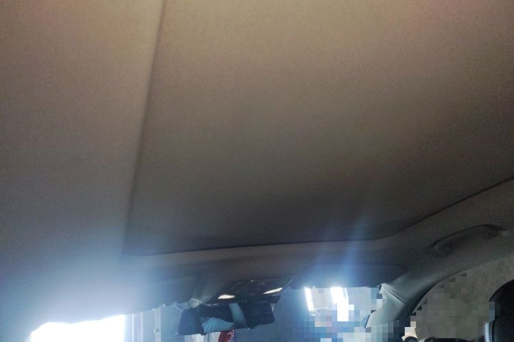 Used Roewe RX5 MAX 2019 300TGI Automatic 4G Connect Luxury Edition Headliner