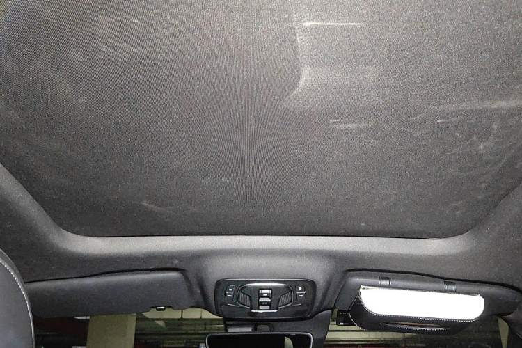 Used Roewe RX5 MAX 2019 400TGI Automatic All-Wheel Drive Smart Cabin Supreme Edition Headliner