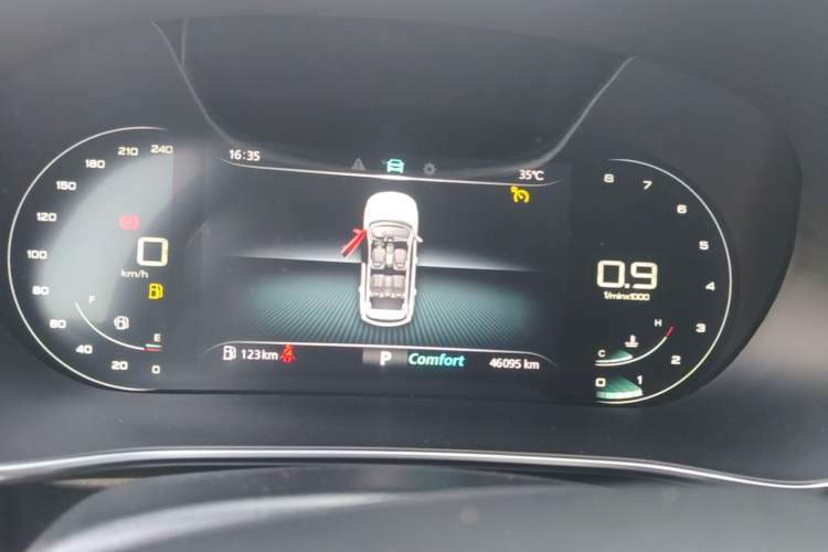 Used Roewe RX5 MAX 2019 300TGI Automatic 4G Connect Luxury Edition Instrument Cluster