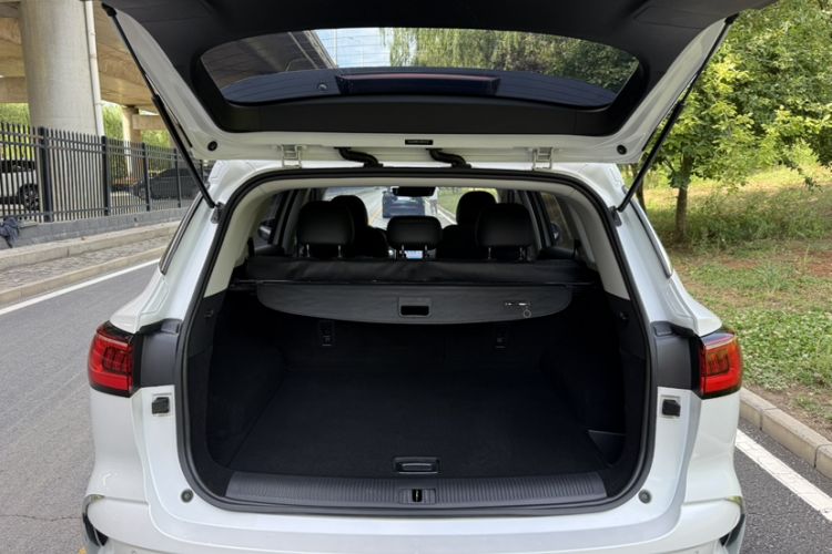Used Roewe RX5 MAX 2019 400TGI Automatic Smart Cabin Flagship Edition Interior 10