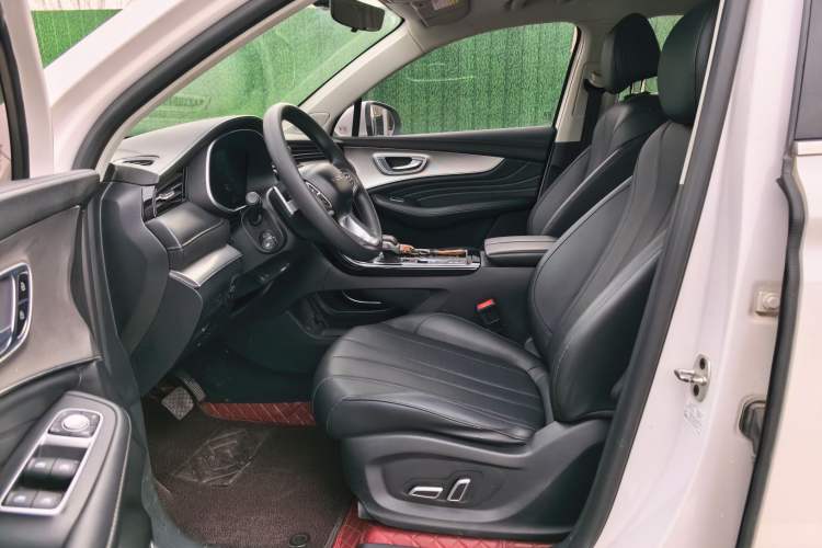 Used Roewe RX5 MAX 2019 300TGI Automatic 4G Connect Luxury Edition Interior 2
