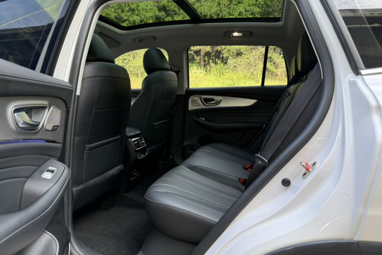Used Roewe RX5 MAX 2019 400TGI Automatic Smart Cabin Flagship Edition Interior 3