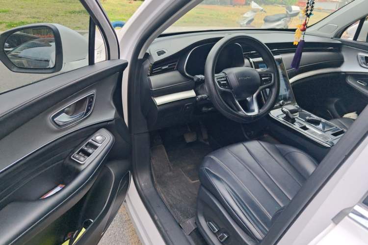 Used Roewe RX5 MAX 2019 300TGI Automatic 4G Connect Luxury Edition Interior 3