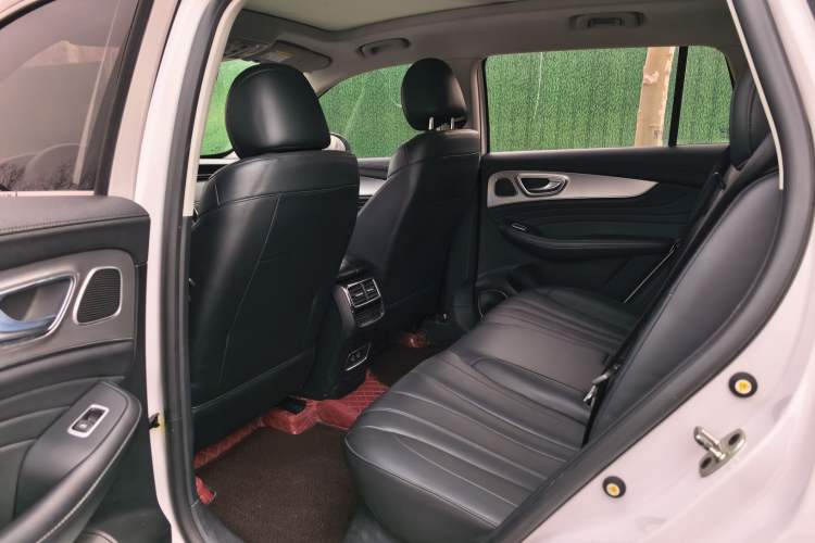 Used Roewe RX5 MAX 2019 300TGI Automatic 4G Connect Luxury Edition Interior 3