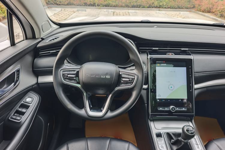 Used Roewe RX5 MAX 2019 300TGI Manual 4G Connect Luxury Edition Interior 4