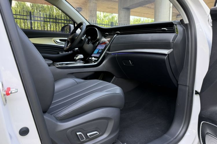 Used Roewe RX5 MAX 2019 400TGI Automatic Smart Cabin Flagship Edition Interior 5
