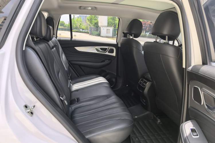 Used Roewe RX5 MAX 2019 300TGI Automatic 4G Connect Luxury Edition Interior 5