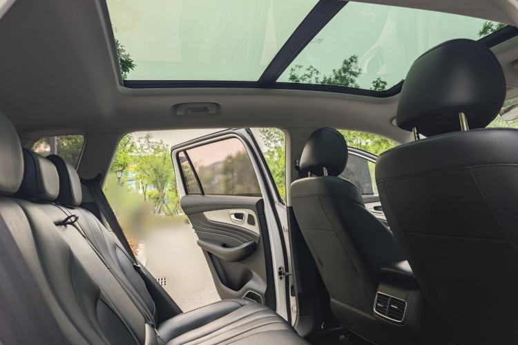 Used Roewe RX5 MAX 2019 300TGI Manual 4G Connect Luxury Edition Interior 8